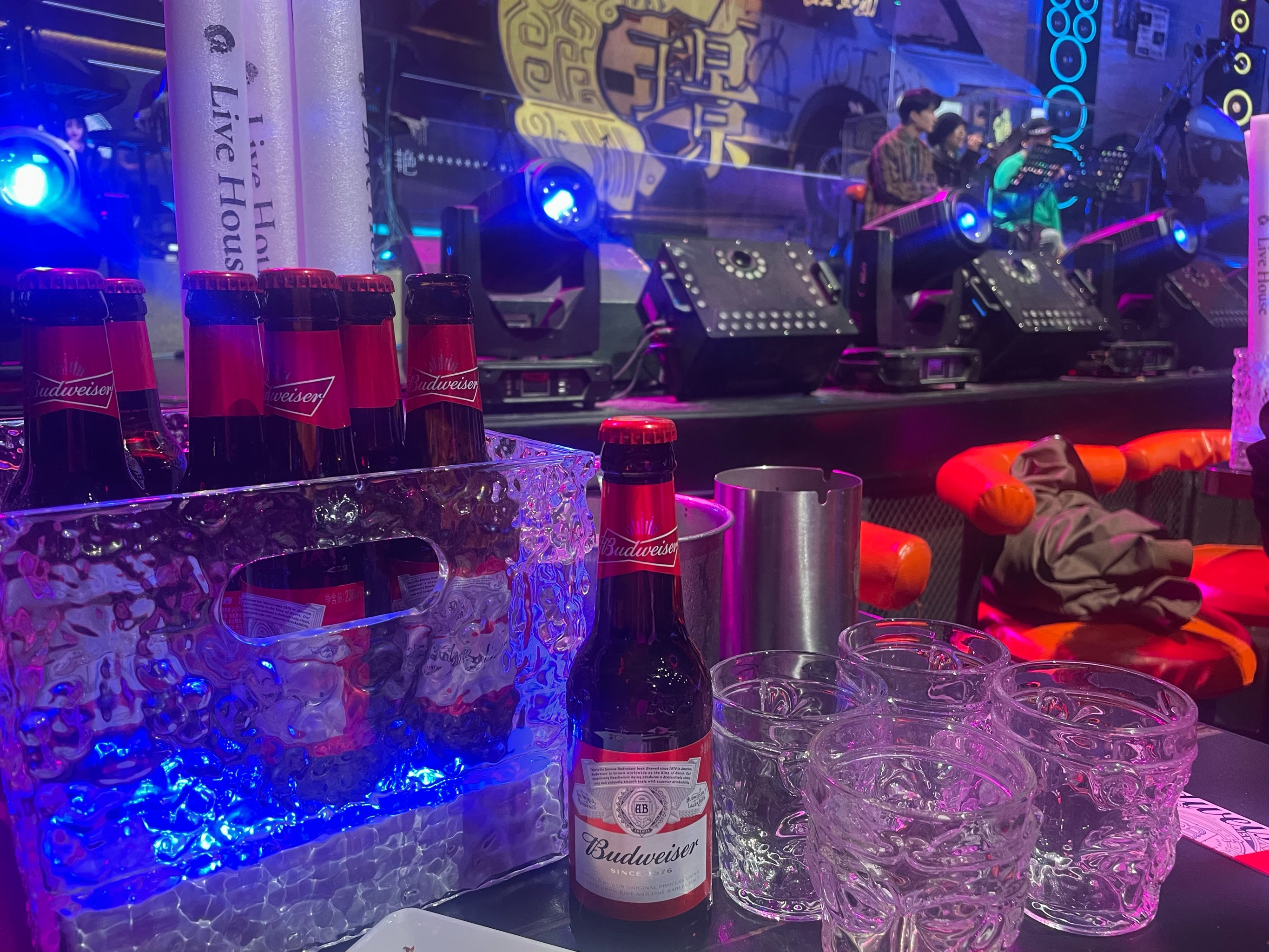 南充商务ktv:尽享独特商务ktv玩法-阆中市ktv预订